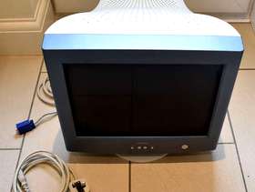 Freecycle Advent ADV-174F CRT Monitor