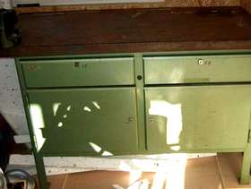 Freecycle All metal bench with vice