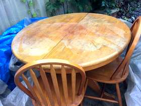 Freecycle Table & chairs