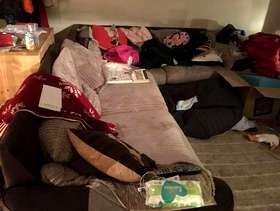 Freecycle Corner sofa with sofa bed