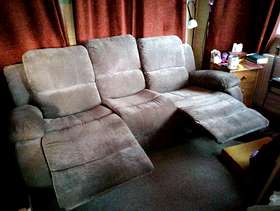 Freecycle 3 seater grey manual, recliner