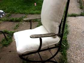Freecycle 4 Metal Garden Chairs with Table
