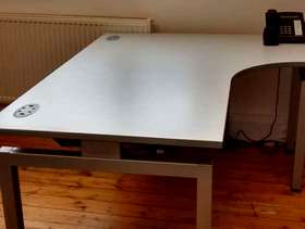 Freecycle Curved Desk