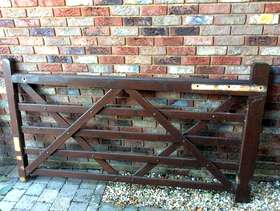 Freecycle Five bar gate