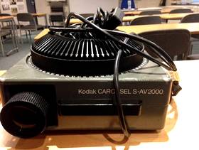 Freecycle Kodak Slide Projector S-AV2000