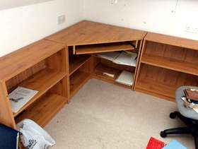Freecycle Corner desk unit with 2 bookcases