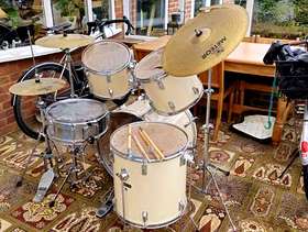 Freecycle Drums kit
