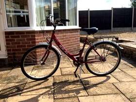 Freecycle Ladies bicycle in excellent condition.