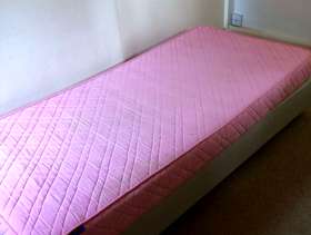 Freecycle Single divan with Flexa mattress