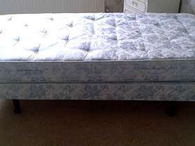 Freecycle Single divan bed