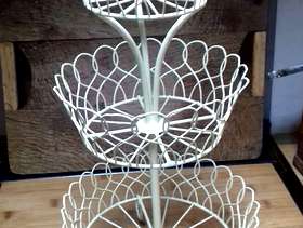 Freecycle Cake stand £3