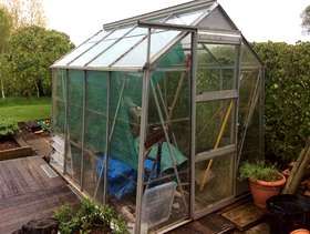 Freecycle Greenhouse
