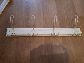 Freecycle Wall hooks