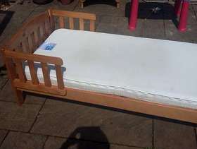 Freecycle Cot bed