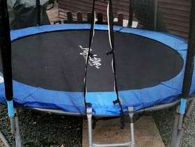 Freecycle 8ft trampoline