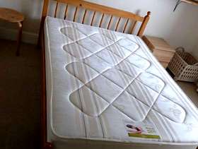 Freecycle Queen size beds