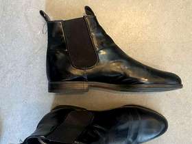 Freecycle Russell & Bromley Chelsea Boots 37.5