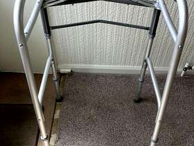 Freecycle Walking frame for adult