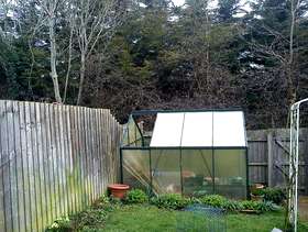 Freecycle Greenhouse