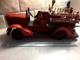 Freecycle Vintage style metal fire engine