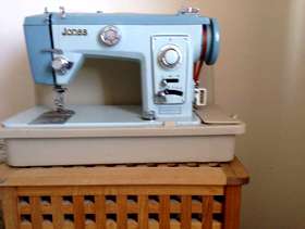 Freecycle Jones Sewing machine