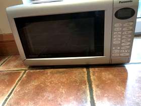 Freecycle Microwave