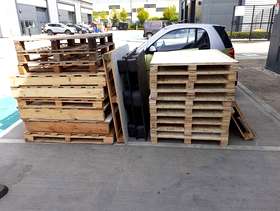 Freecycle Free pallets 20+ as pictured