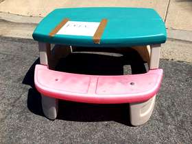 Freecycle Picnic table