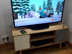 Freecycle Grey, white and wood TV unit
