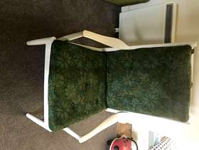 Freecycle 2 Seater Settie and Chair