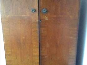 Freecycle Old wardrobe