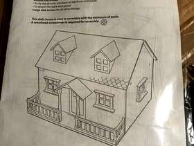 Freecycle Dolls cottage