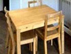 Freecycle Free Dining Table and 4 Chairs (table extends also)