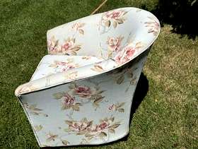 Freecycle DFS tub chair