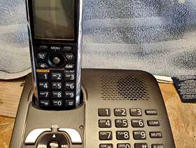 Freecycle Cordless Panasonic 5 Phone set