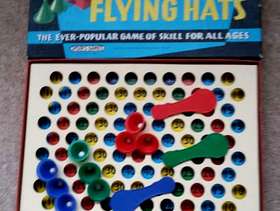 Freecycle Spears Game Flying Hats
