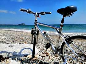 Freecycle Lightweight custom GT Aggressor Mountain bike.