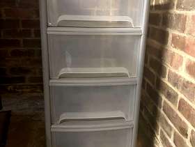 Freecycle 4 Draw storage unit