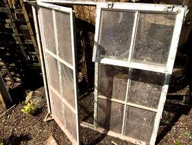 Freecycle Steel window (with glass)