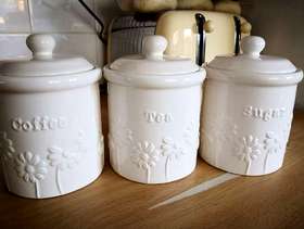 Freecycle Tea, coffee and sugar pots