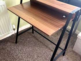Freecycle Small Desk