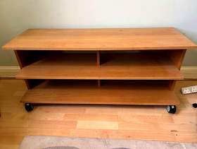 Freecycle Free standing shelf unit