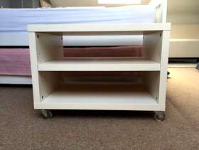 Freecycle IKEA small shelf unit