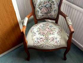 Freecycle Bedroom chairs