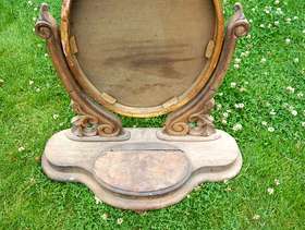 Freecycle Mirror frame