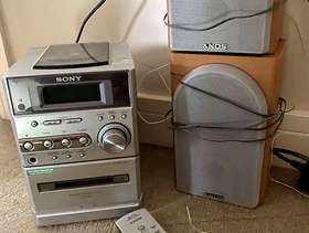 Freecycle Sony radio / cassette player