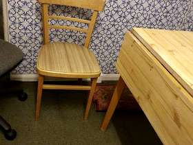 Freecycle Drop-leaf table and chair