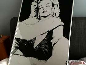 Freecycle Marilyn Monroe pictures