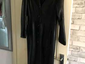 Freecycle Long leather coat black
