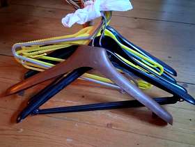 Freecycle 11 coat and trouser hangers